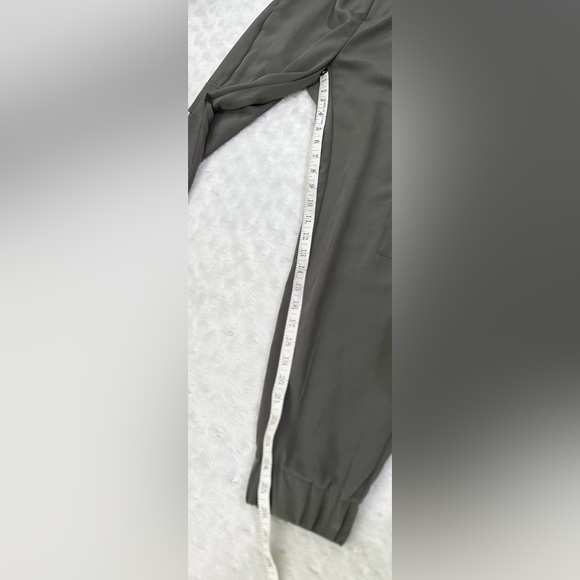 NWT- ZARA Cargo Pocket Olive Jogger Pants - Picture 9 of 10